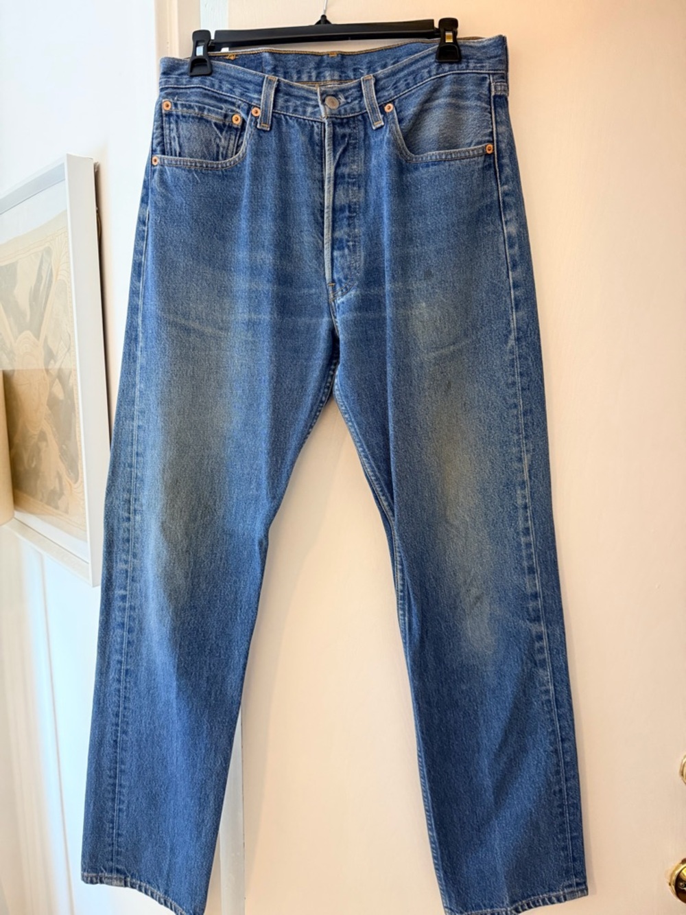 Vintage Levi's Straight Leg - 501 - Fit like a size 28 jean